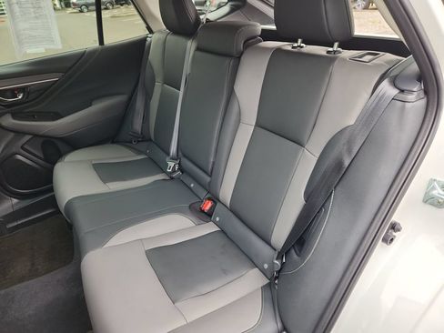 Used 2025 Subaru Outback Onyx Edition AWD/4WD image 22