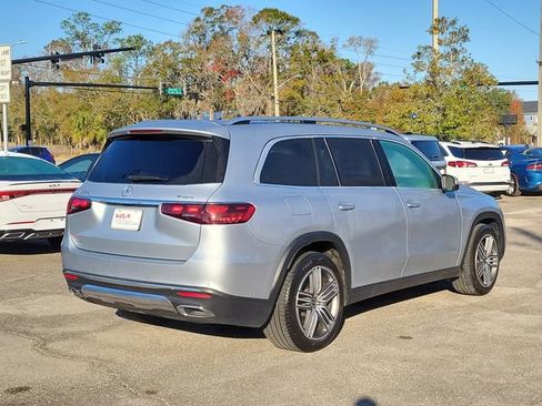 Used 2025 Mercedes-Benz GLS 450 4MATIC image 2
