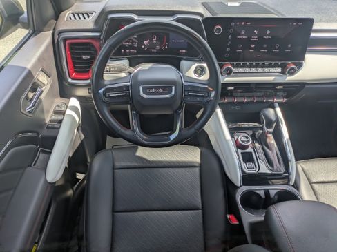 Used 2024 GMC Canyon AT4X w/ AT4X AEV Edition AWD/4WD image 15