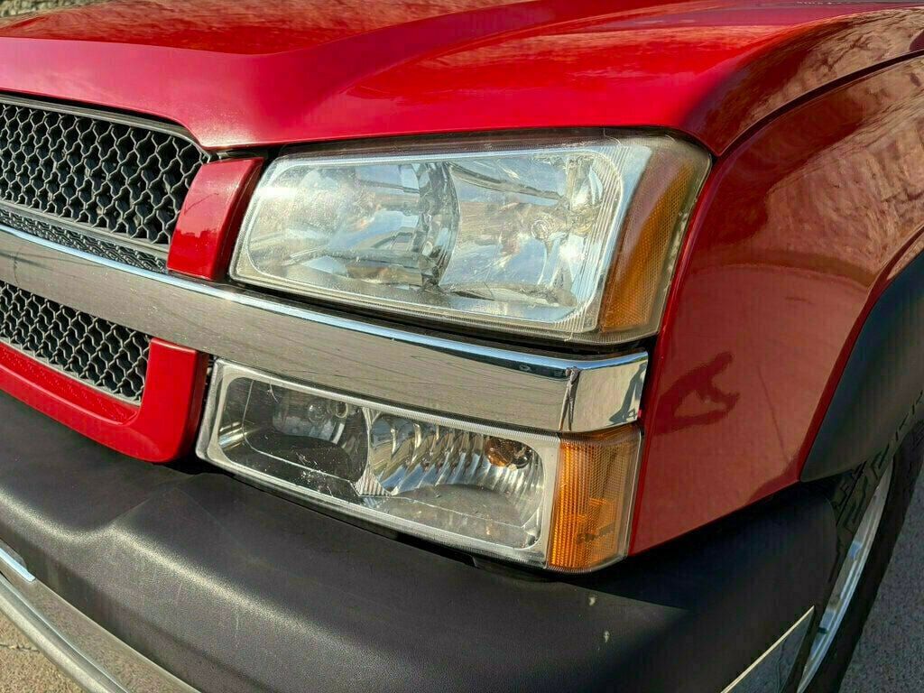 Used 2004 Chevrolet Silverado 1500 4x4 Regular Cab w/ Light Duty Power Package image 23