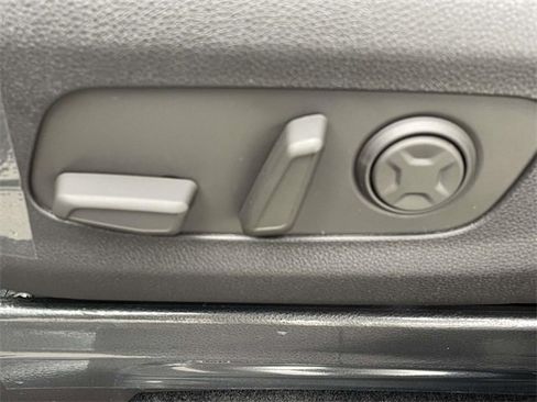 New 2026 Kia Carnival LXS image 27