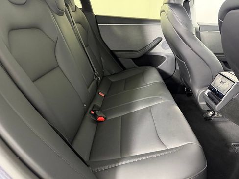 Used 2025 Tesla Model 3 Long Range RWD image 29