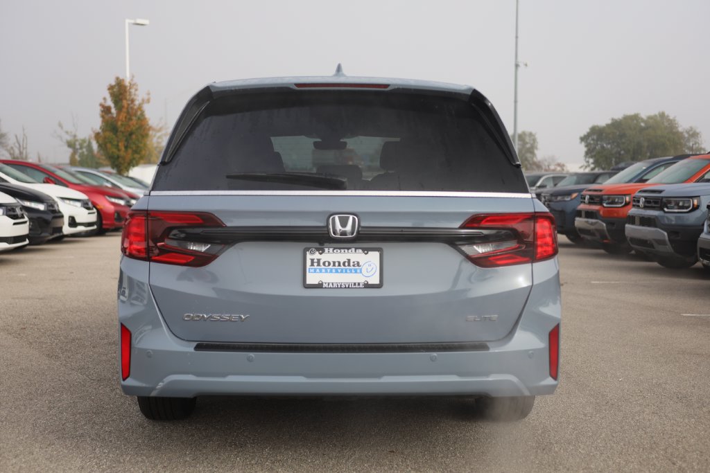 New 2027 Honda Odyssey Elite image 5