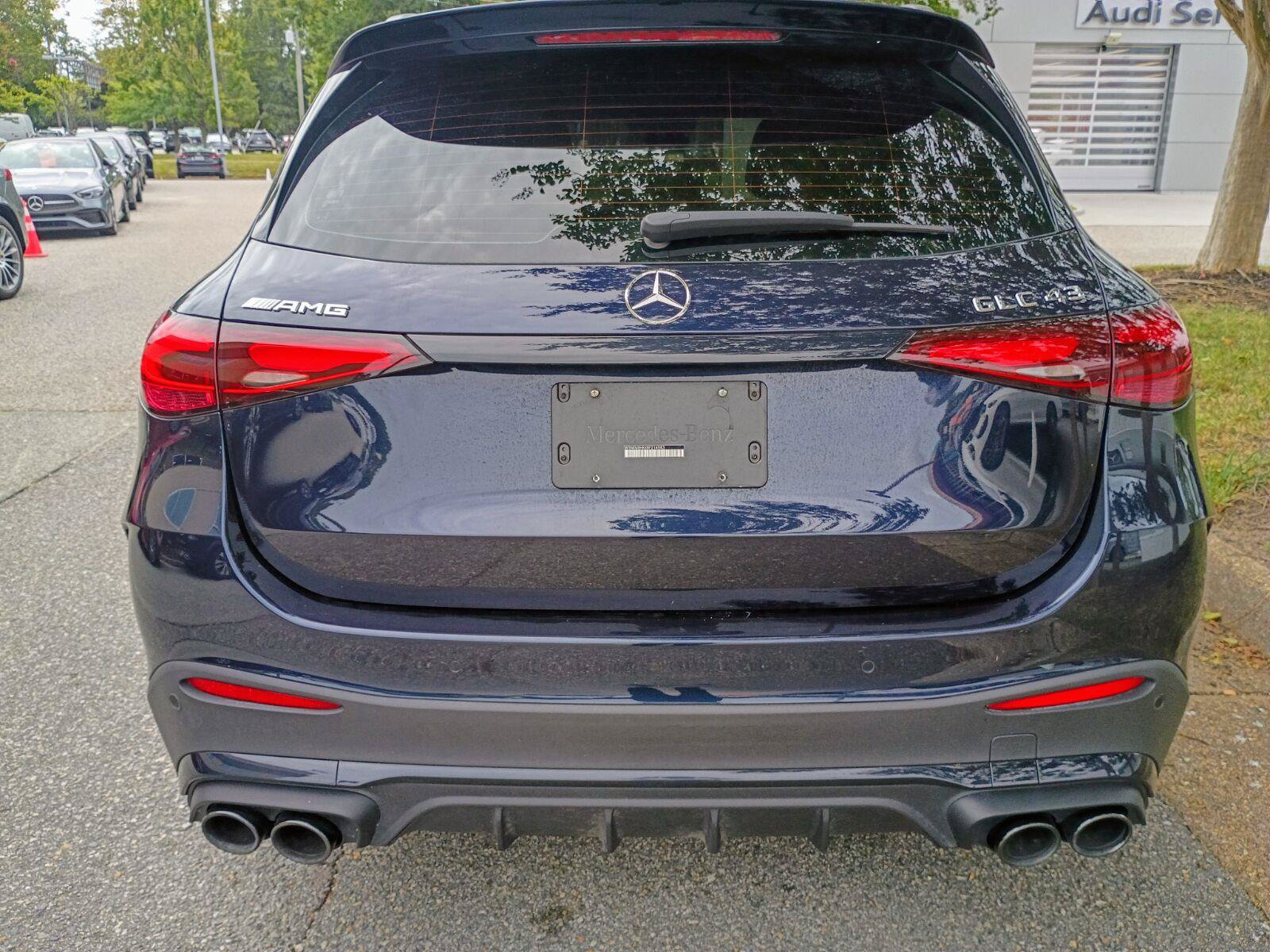 Used 2024 Mercedes-Benz GLC 43 AMG 4MATIC image 3