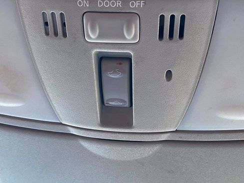 Used 2017 Nissan Armada Platinum RWD image 40