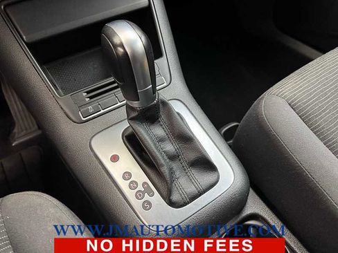 Used 2017 Volkswagen Tiguan Limited w/ Alloy Wheels Package image 30