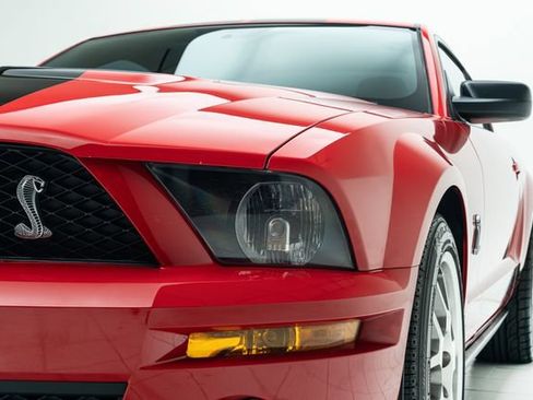 Used 2009 Ford Mustang Shelby GT500 RWD image 11