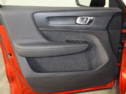 Used 2023 Volvo C40 P8 Recharge Plus w/ Protection Package Premier AWD/4WD image 17