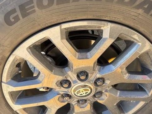 Used 2025 Toyota Tundra Platinum image 22