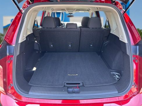 Used 2026 Nissan Rogue S AWD/4WD image 34