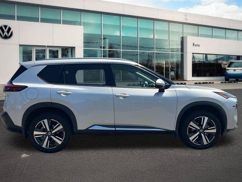 Used 2021 Nissan Rogue SL w/ Premium Package AWD/4WD image 4