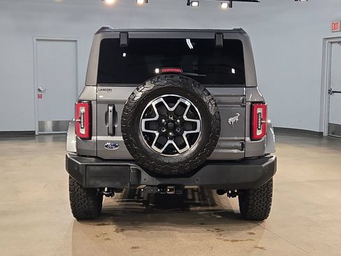 Used 2024 Ford Bronco Outer Banks AWD/4WD image 6