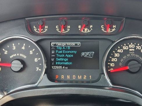 Used 2014 Ford F150 FX4 w/ Equipment Group 402A Luxury AWD/4WD image 25