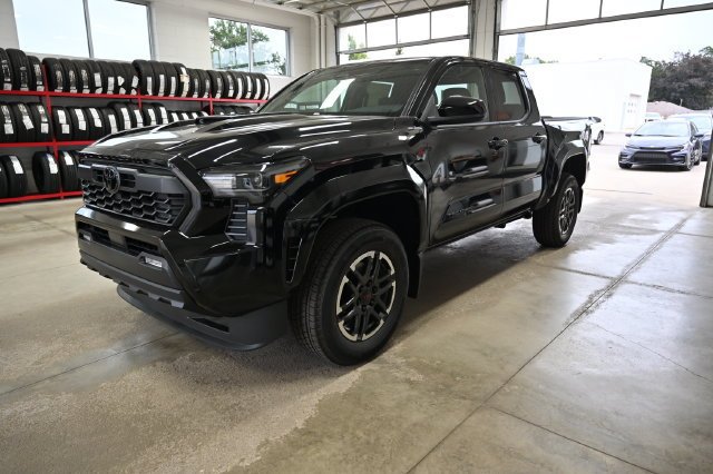 New 2026 Toyota Tacoma TRD Sport AWD/4WD image 8