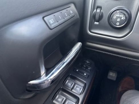 Used 2018 GMC Sierra 1500 SLT w/ SLT Premium Package AWD/4WD image 22