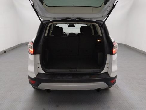 Used 2018 Ford Escape SE w/ Ford Safe & Smart Package FWD image 29