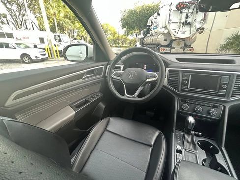 Used 2022 Volkswagen Atlas SE FWD image 9