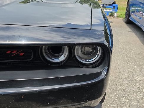 Used 2021 Dodge Challenger R/T Scat Pack RWD image 9