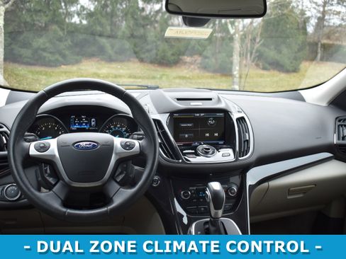 Used 2014 Ford Escape Titanium image 10