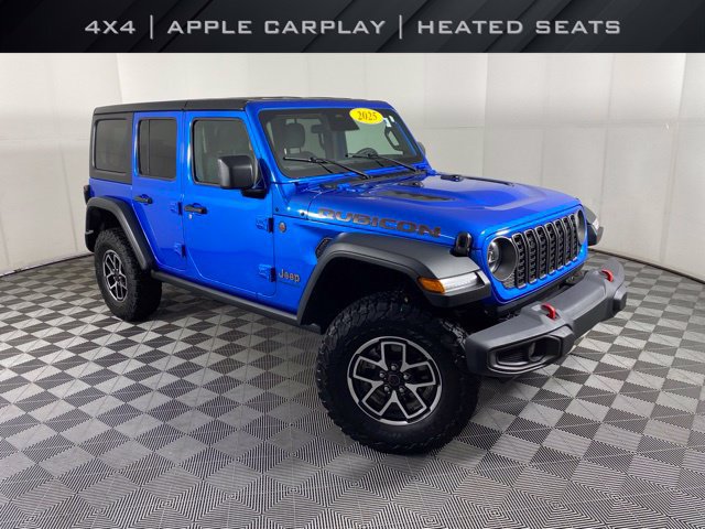 Used 2025 Jeep Wrangler Unlimited Rubicon w/ Convenience Group AWD/4WD image 1