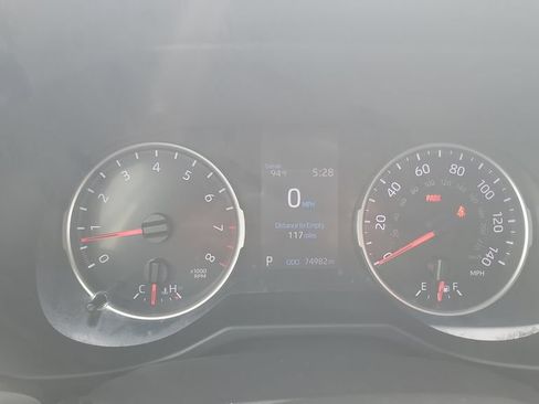 Used 2021 Toyota RAV4 LE FWD image 26