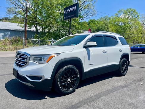 Used 2018 GMC Acadia SLT w/ LPO, Floor Liner Package AWD/4WD image 2