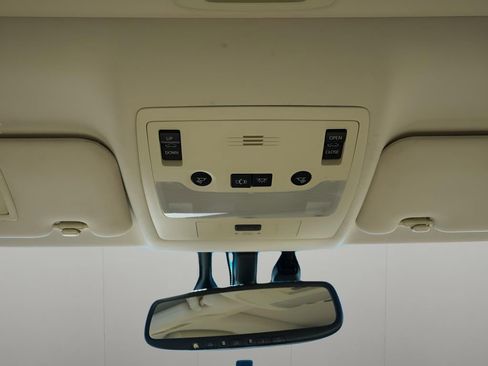 Used 2013 Lexus ES 300h w/ Luxury Pkg image 15