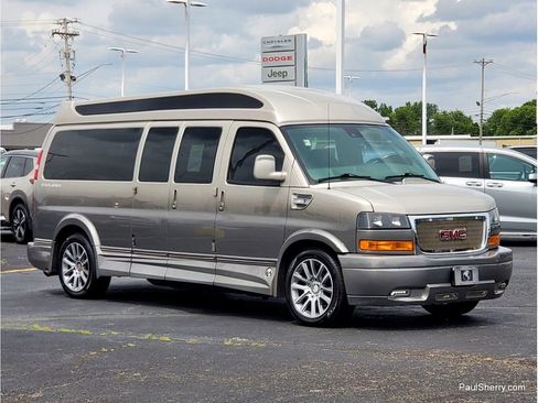 Used 2020 GMC Savana 2500 Extended w/ Enhanced Convenience Package RWD image 10