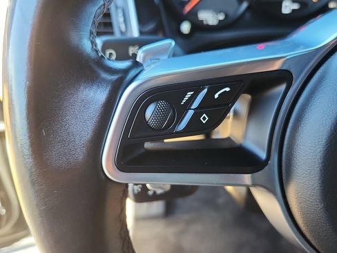 Used 2017 Porsche Macan AWD/4WD image 20