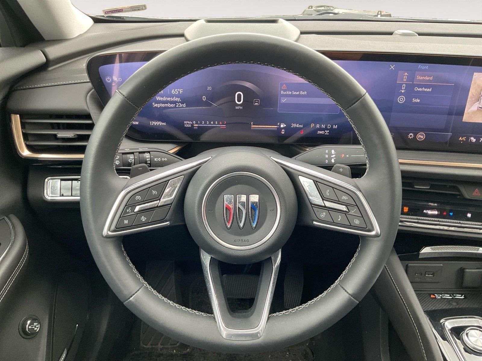 Used 2025 Buick Envision Avenir AWD/4WD image 12