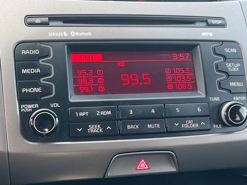 Used 2014 Kia Sportage LX image 15