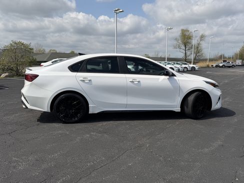 Used 2023 Kia Forte GT w/ GT2 Package image 10