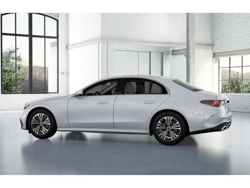 Certified 2025 Mercedes-Benz E 350 4MATIC Sedan image 32