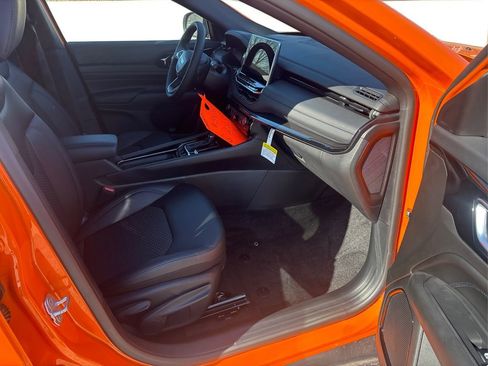 New 2026 Jeep Compass Latitude image 19