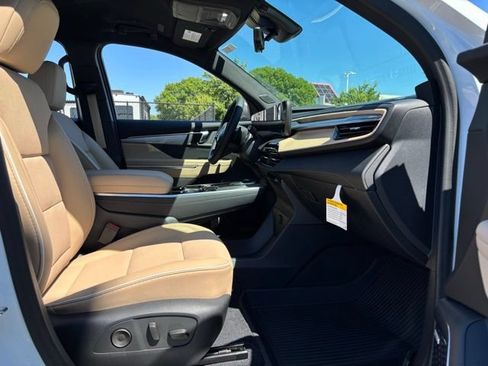 New 2026 Buick Enclave Preferred w/ Power Package FWD image 33