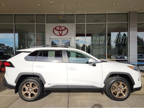 Certified 2023 Toyota RAV4 Woodland Edition image 3