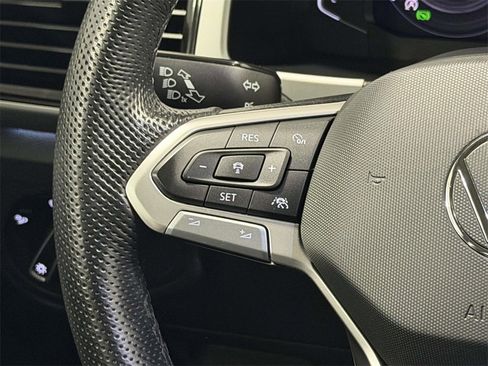 Used 2023 Volkswagen Atlas SEL R-Line image 22