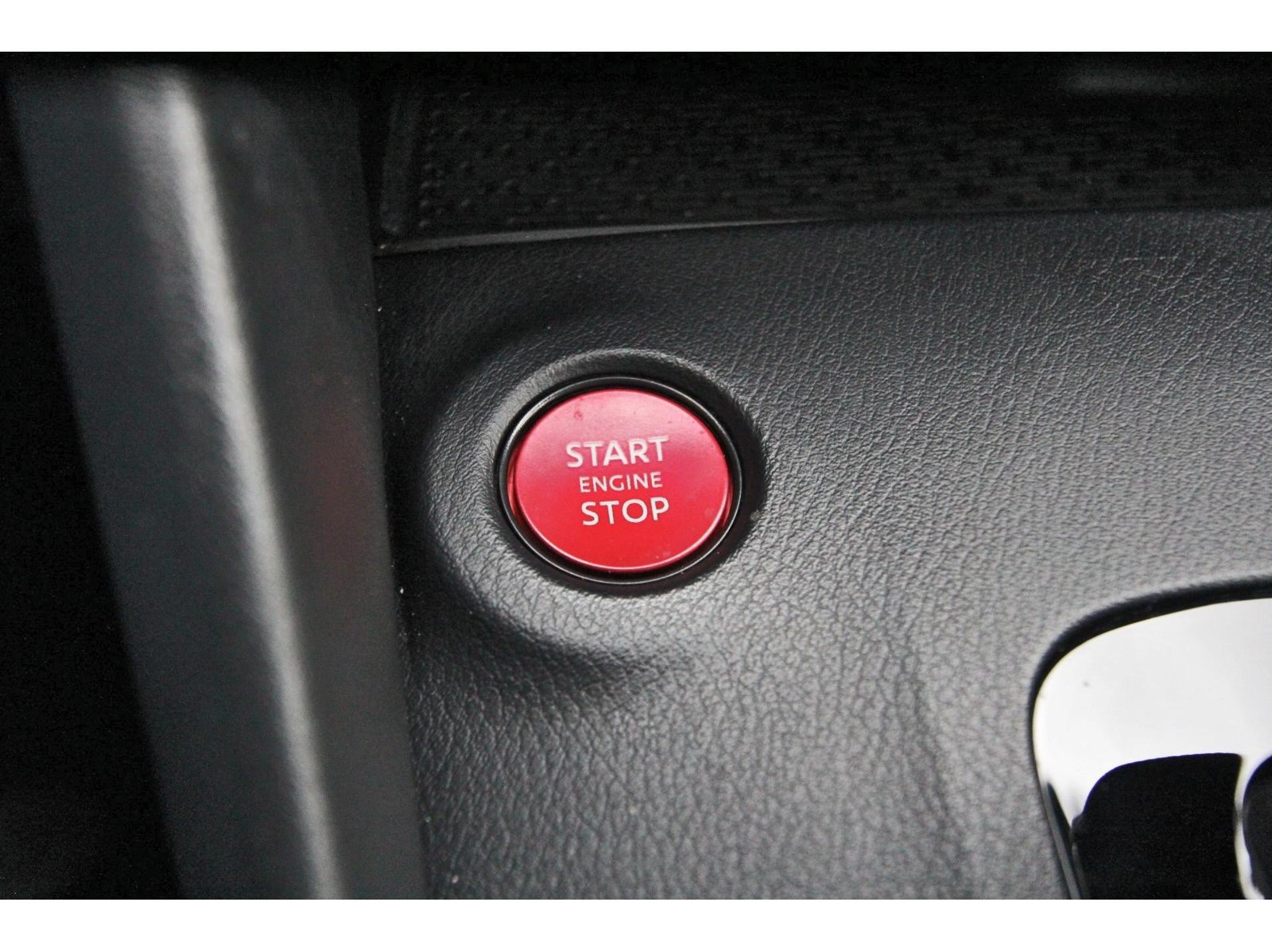 Used 2024 Nissan Z NISMO w/ Floor Mat Package RWD image 16