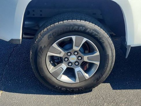 Used 2019 Chevrolet Colorado Z71 image 35