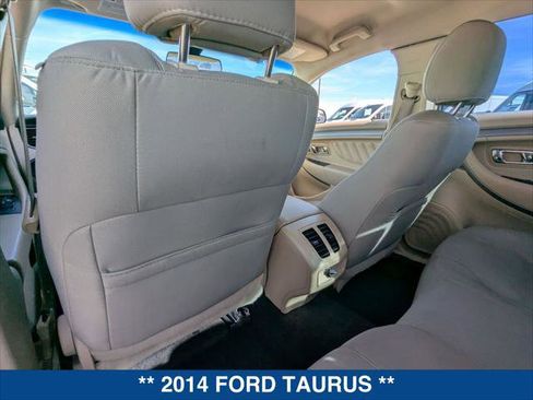 Used 2014 Ford Taurus SE image 20