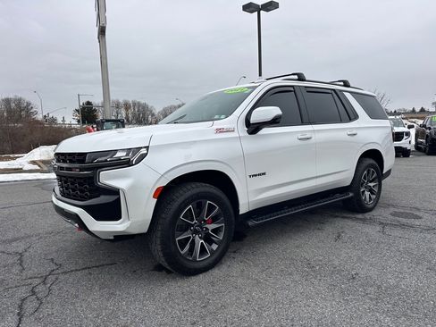 Used 2021 Chevrolet Tahoe Z71 w/ Luxury Package image 2