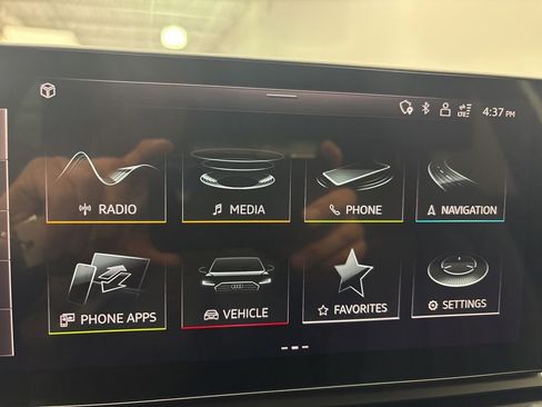 Used 2023 Audi Q5 2.0T Premium w/ Convenience Package image 24