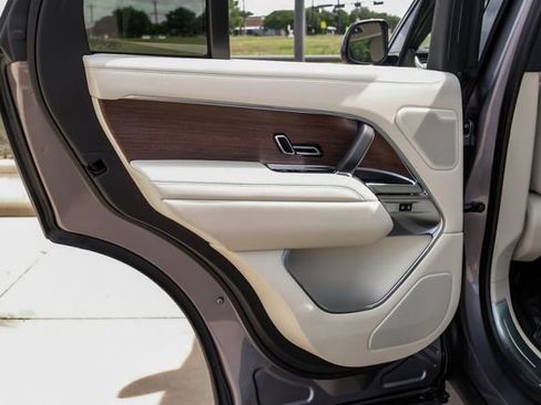 New 2026 Land Rover Range Rover SE AWD/4WD image 54