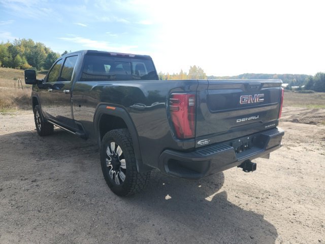 Used 2025 GMC Sierra 3500 Denali AWD/4WD image 5
