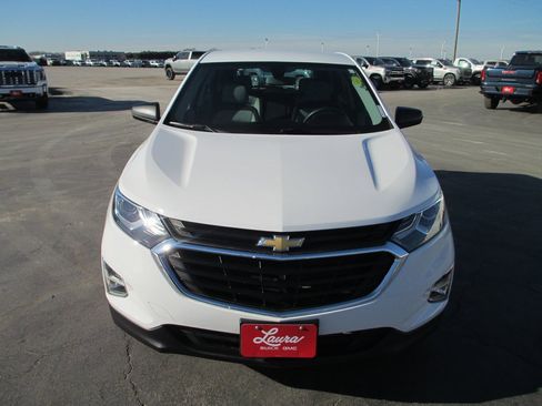 Used 2019 Chevrolet Equinox LS image 10