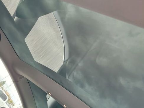 Used 2019 Tesla Model 3 Mid Range image 20