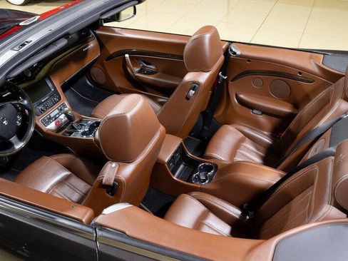 Used 2012 Maserati GranTurismo Convertible RWD image 46