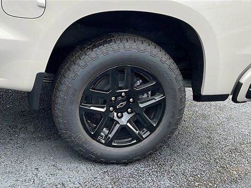 New 2026 Chevrolet Silverado 1500 RST w/ RST All Star Premium Package image 9