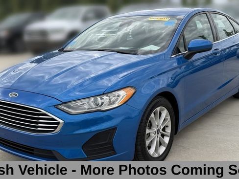 Used 2019 Ford Fusion SE FWD image 1