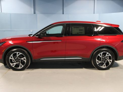 New 2026 Lincoln Nautilus Premier image 25